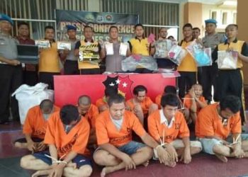 Polres Siak Amankan 100 Dus Barang Elektronik Ilegal di Tanjung Buton