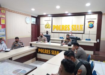Tim RBP dan Itwasda Polda Riau Lakukan Penilaian dan Evaluasi Zona Integritas di Polres Siak