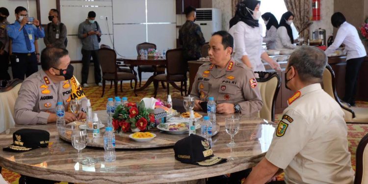 Atensi Penanganan Covid-19, WakapolriLakukan Kunjungan Kerja Ke Riau