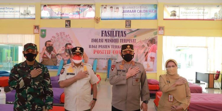 Kunjungi Lokasi Isoter, Wakapolri Semangati Pasien Rawat