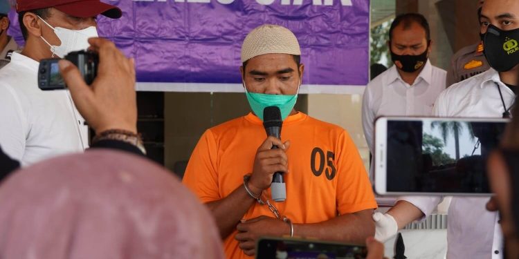 Polres Siak menggelar Konferensi pers pengungkapan kasus penculikan anak dan pencabulan