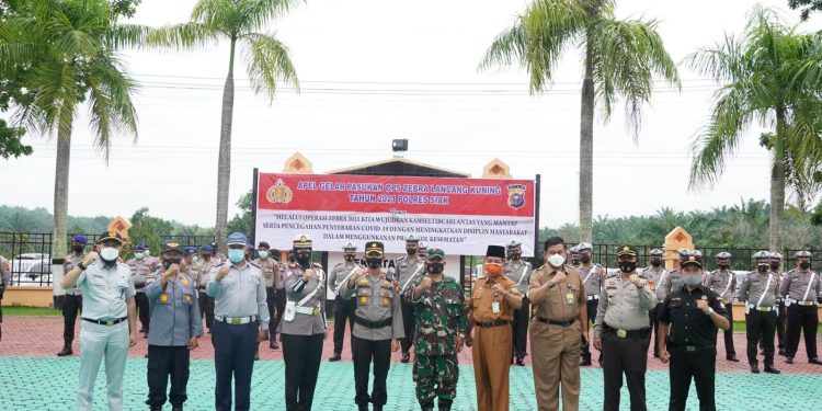Polres Siak Laksanakan Apel Gelar Pasukan Ops Zebra Lancang Kuning 2021