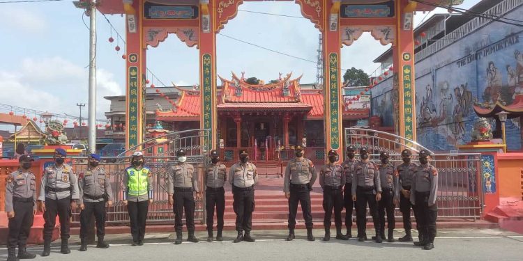 Polres Siak Mengerahkan Puluhan Personel Untuk Mengamankan Puncak Tahun Baru Imlek