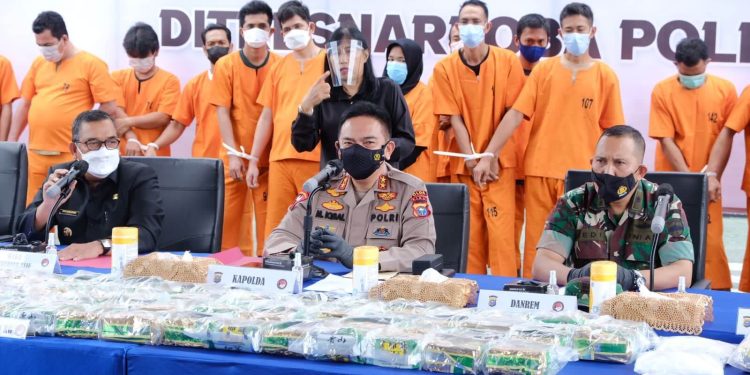 Polda Riau Musnahkan 82,94 KG Sabu, Wagub Riau Apresiasi Tinggi Kinerja Kapolda dan Jajaran.