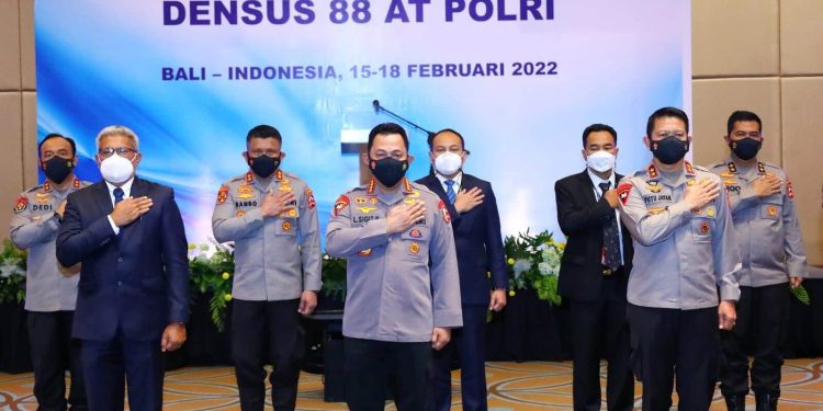 Hadiri Senior Level Meeting, Kapolri Tekankan Densus 88 Kembangkan Kemampuan Hadapi Tantangan
