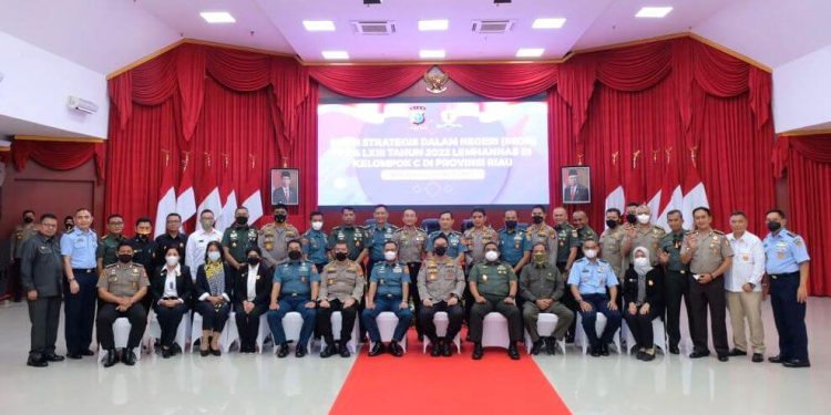Studi Strategi Dalam Negeri (SSDN) PPRA Lemhanas RI Angkatan LXIII Tahun 2022 di Polda Riau, Akui Keberhasilan Kepemimpinan Irjen Muh Iqbal