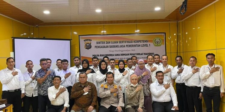 Tingkatkan Kualitas Pengadaan, Polda Riau Kirim Peserta Uji Sertifikasi Pengadaan Barang dan Jasa Pusdiklat Nasional