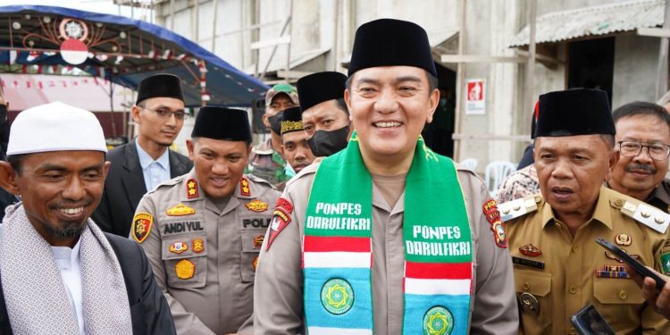 Silaturahmi ke Pondok Pesantren Darul Fikri, Agenda Pertama Kapolda Riau Irjen Iqbal di Meranti.