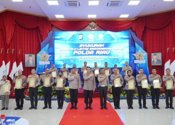 Sisihkan Gaji, Polantas di Riau Bedah Rumah Warga Kurang Mampu