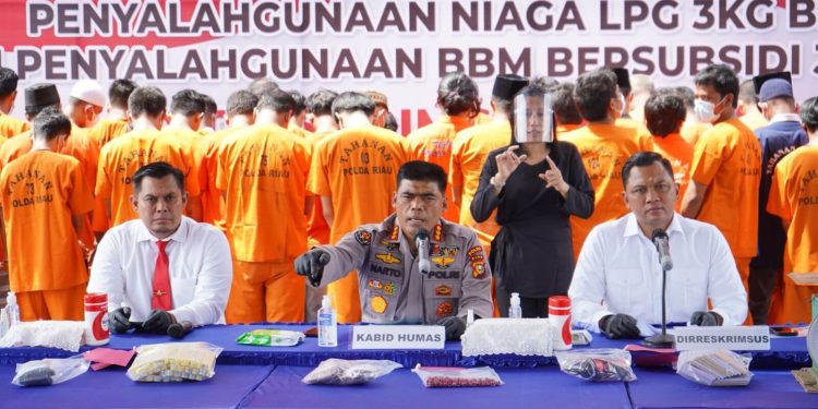 Ringkus Komplotan Pengoplos LPG Subsidi, Kabid Humas Polda Riau : Perbuatan Mereka Sangat Merugikan Masyarakat Luas