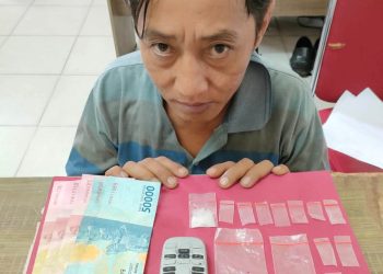 Satres Narkoba Polres Siak Tangkap JR Dini Hari Dirumahnya