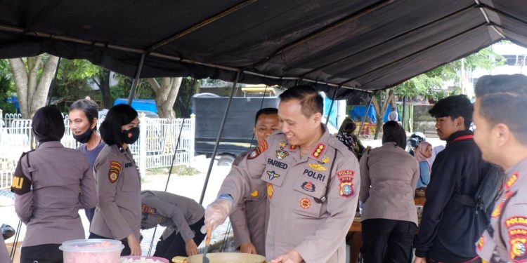 Terima Curhatan Masyarakat, Direktorat Samapta Polda Riau Punya Cara Unik. Sediakan Sarapan Gratis