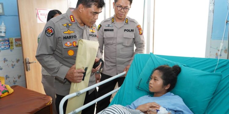 Wujudkan Asa Kembali Bersekolah, Bid Dokkes Polda Riau Lakukan Operasi Kaki Mitha