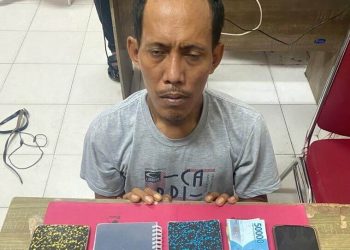 Seorang Pria Paruh Baya Diduga Pengedar Narkotika Diamanakan Polres Siak