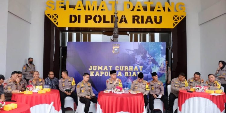 Jumat Curhat Bersama Kapolda Riau, Warga Ungkapkan Keluhan dan Harapan