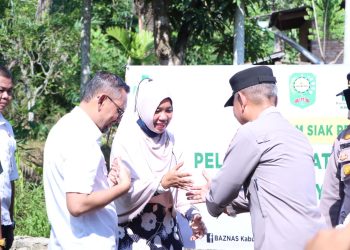 Polres Siak Gelar Peletakan Batu Pertama Program Bedah Rumah Presisi