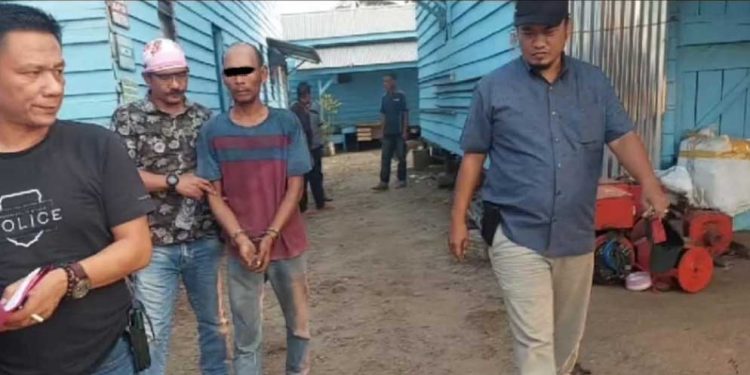 Sempat Melarikan Diri Ke Sungai Pakning Bengkalis, Pelaku Penggelapan 9 Pcs Ban Mobil Tronton Ditangkap Tim Opsnal Polsek Tualang