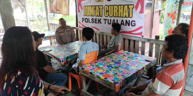 Melalui Jumat Curhat, Panit Binmas Dengarkan Keluhan Para Supir