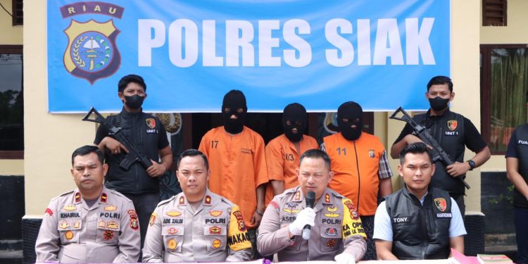 Beraksi Di 16 TKP Berbagai Kabupaten, 3 Kawanan Spesialis Pencuri Sapi Di Tangkap Polres Siak