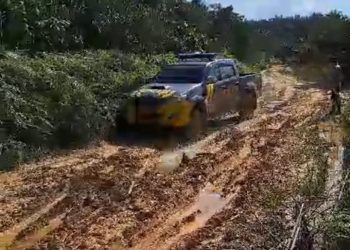 Demi Pemilu Aman dan Kondusif, Polsek Sei Mandau Tempuh Jalur Ekstreme Untuk Lakukan Himbauan Kepada Masyarakat Kampung Terdalam