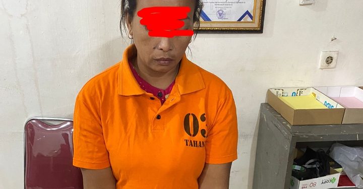Unit Reskrim Polsek Kandis Amankan Seorang Wanita Diduga Pelaku Penyalahgunaan Narkotika Di Kelurahan Kandis Kota Kecamatan Kandis