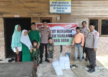 Peduli Sesama, Kapolsek Tualang Berbagi Makanan ke Yayasan Berkah Ikhlas Hati dan Pemulung Sampah Di Jum’at Berbagi