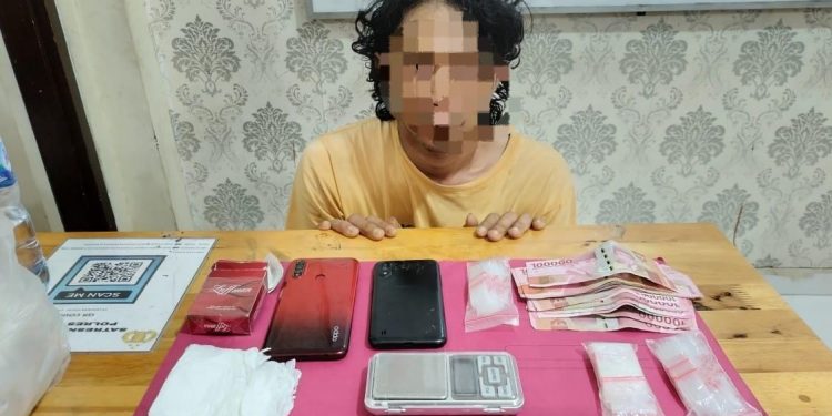 Tim Opsnal Satres Narkoba Polres Siak Amankan Satu Orang Pria Diduga Pelaku Penyalahgunaan Narkotika Di Perawang Kec Tualang