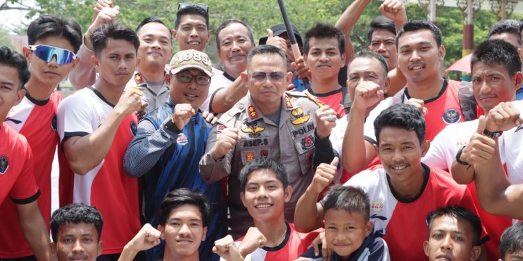 Kapolres Siak AKBP Asep Sujarwadi Beri Apresiasi, Ikuti Siak Serindit Boat Race Tim Dayung Polres Siak Raih Peringkat Ke 5