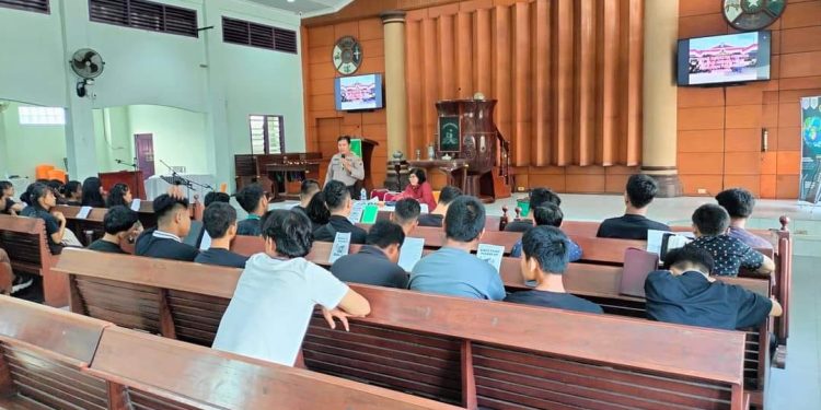 Jadikan Sarana Cooling System,Polres Siak Sampaikan Pesan Pemilu Damai Melalui Minggu Kasih