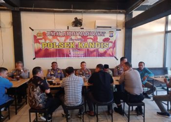 Melalui Jumat Curhat Polsek Kandis Sampaikan Pesan Pilkada Damai, Sejuk Dan Beradap