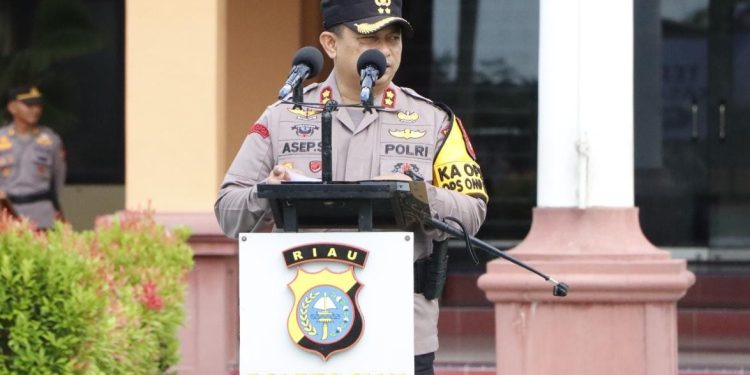 Pimpin Apel Pagi, Kapolres Siak AKBP Asep Sujarwadi Kembali Mengingatkan Personil Tetap Jaga Integritas Dan Netralitas