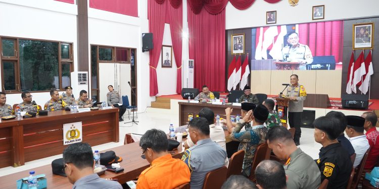 Silaturahmi Dengan Forkopimda Dan Pelaksana Pilkada Kabupaten Siak, Wakapolda Riau Tekankan Beberapa Poin Penting