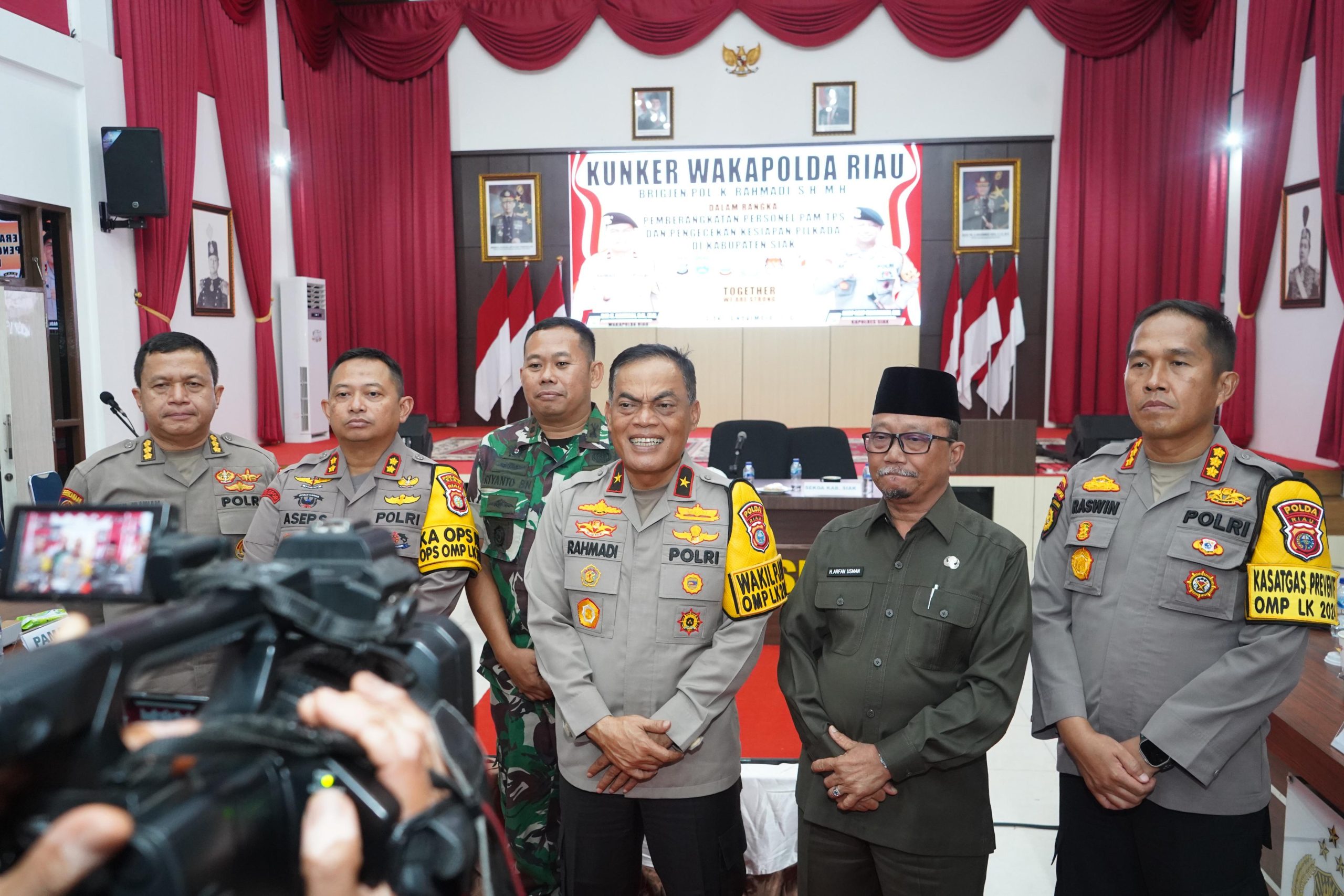 Silaturahmi Dengan Forkopimda Dan Pelaksana Pilkada Kabupaten Siak, Wakapolda Riau Tekankan Beberapa Poin Penting 