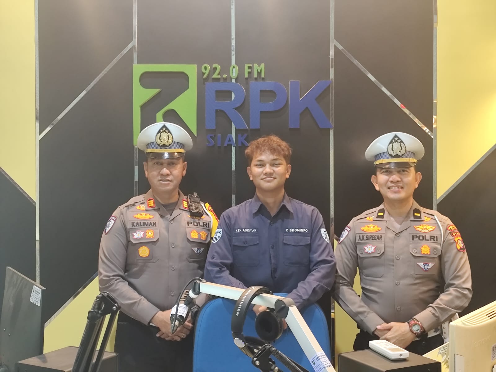 Sat Lantas Polres Siak Sosialisasi Himbauan Kamseltibcar Lantas Ops Lilin Lancang Kuning 2024