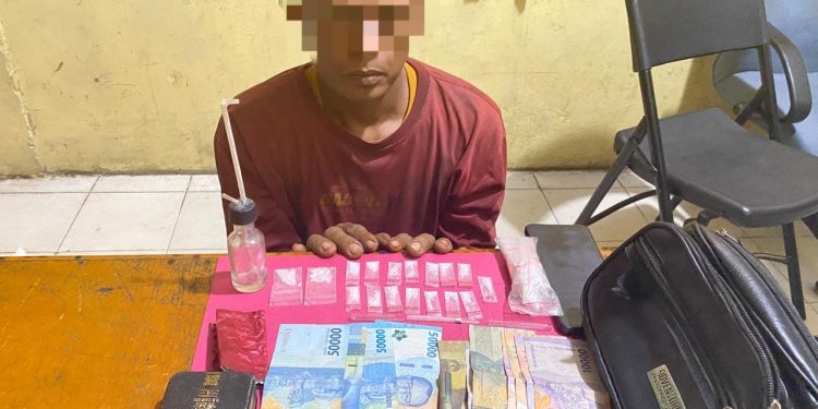 Miliki 17 Paket Sabu, Warga Bungaraya Ini Ditangkap Polisi Dan Satu DPO