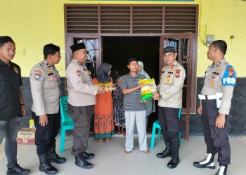 Jumat Berkah Ramadhan, Polsek Tualang Berikan Sembako Ke Yayasan Panti Asuhan Muhammadiyah