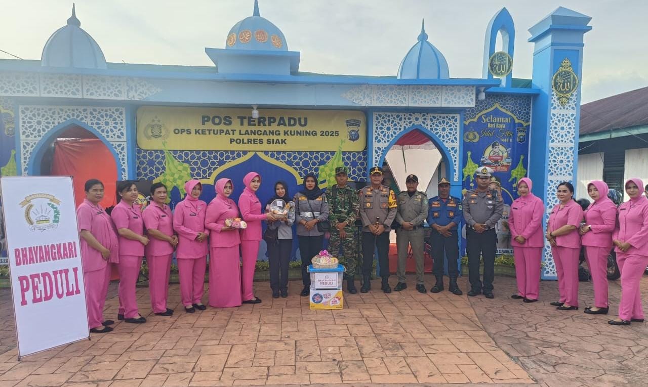 Kapolres Siak Tinjau Kesiapan Pengamanan Pos Terpadu Istana Siak dalam Operasi Ketupat Lancang Kuning 2025