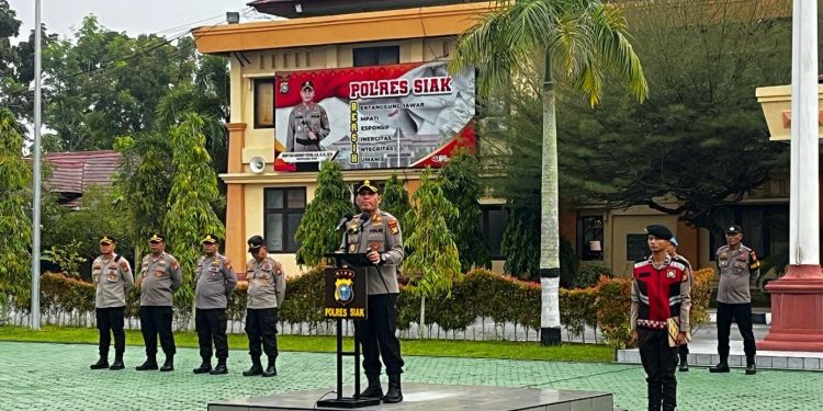 Kapolres Siak Pimpin Apel Pagi, Tekankan Pentingnya Disiplin Personel