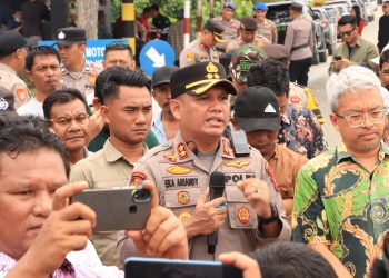 Polres Siak Berhasil Amankan Aksi Unjuk Rasa Masyarakat dan Buruh Subkon PT. PHR Minas Secara Humanis Dan Kondusif