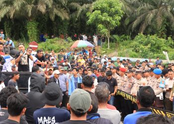 Wakapolres Siak Pimpin Langsung Pengamanan Aksi Unjuk Rasa Jilid 2 Di PHR Minas