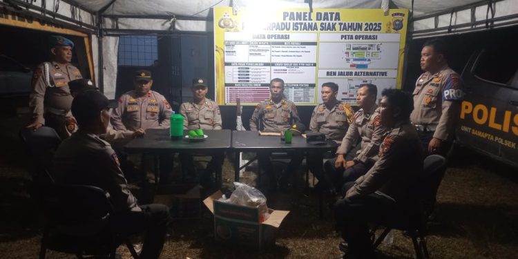 Patroli Pasca Unjuk Rasa di PT. SSL, Polres Siak Jaga Kamtibmas Di Kampung Tumang