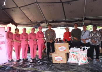 Kapolres Siak Gelar Bakti Sosial Di PT. SSL Tumang dalam Rangka Hari Bhayangkara Ke-79