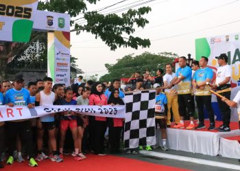 SIAK RUN 2025 & ROAD TO RBR 7,9K: Meriahkan HUT Bhayangkara ke-79, Ribuan Peserta Padati Lapangan Siak Bermadah