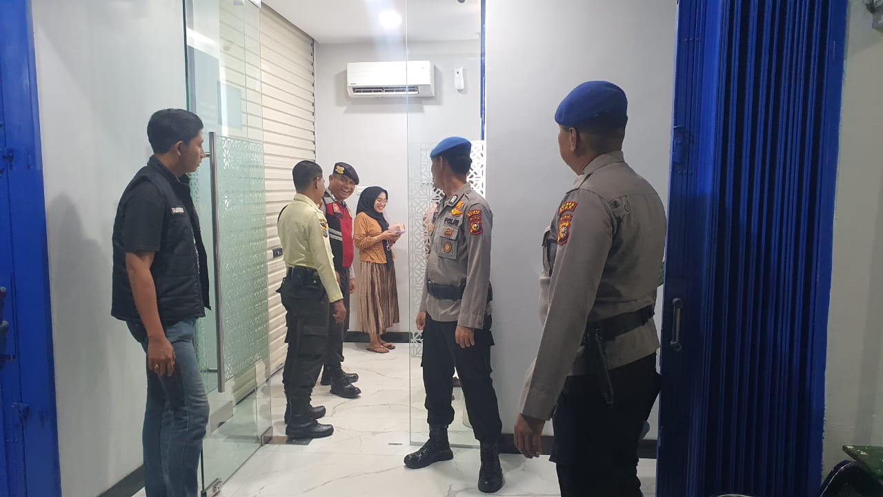 Patroli Malam Polres Siak Tingkatkan Keamanan Lewat Blue Light Dan Pengawasan Objek Vital
