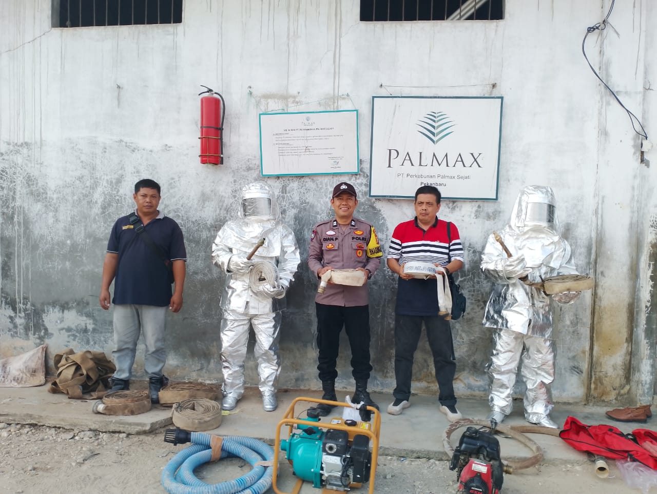 Cegah Karhutla, Polsek Tualang dan PT Palmax Sejati Cek Kesiapan Alat Damkar