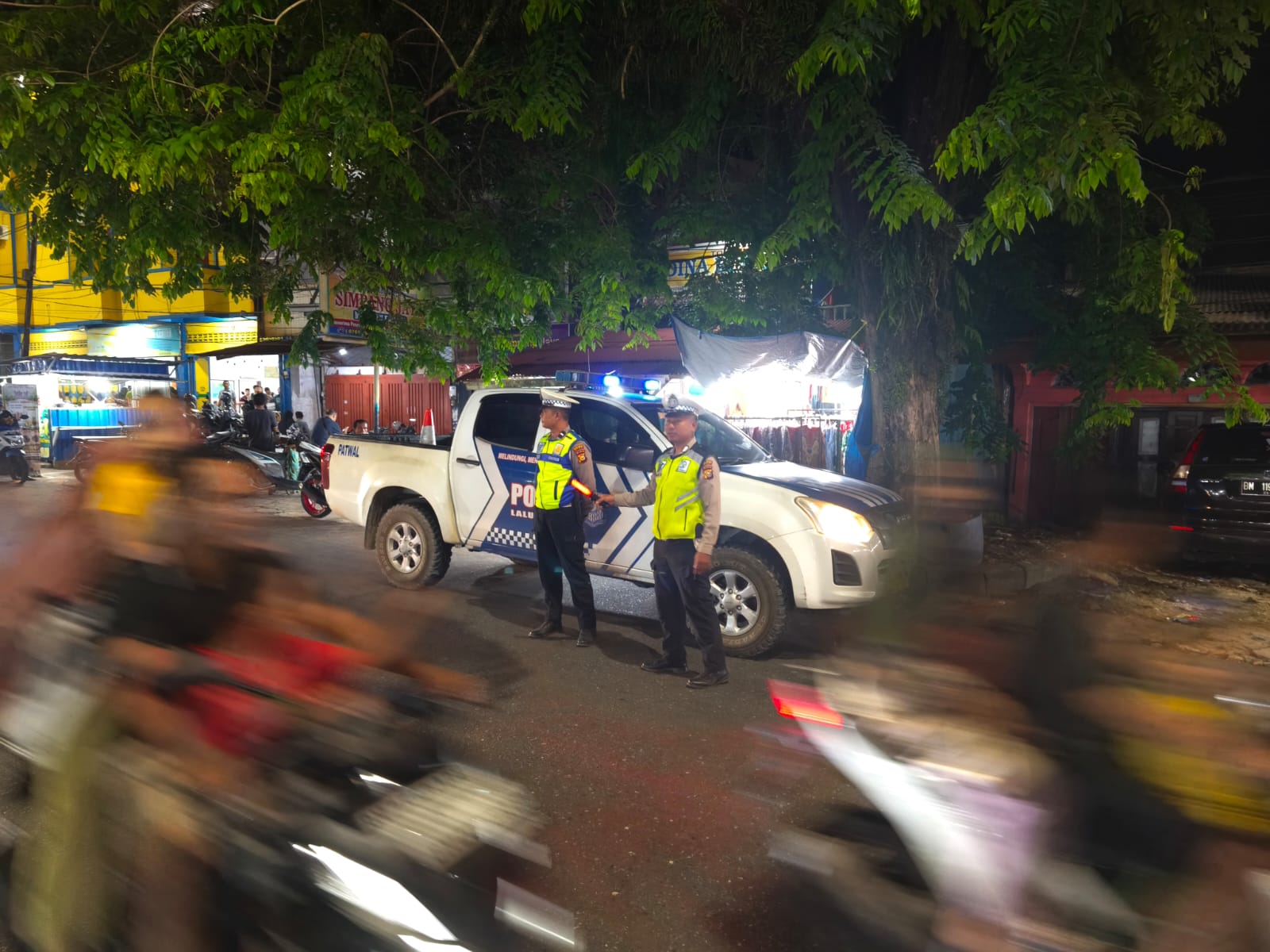 Ciptakan Kamseltibcarlantas, Polsek Tualang Intensifkan Patroli Blue Light Di Titik Rawan
