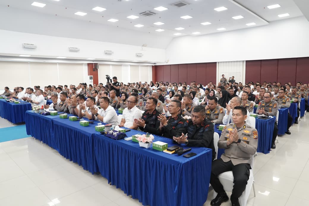 Lewat Public Speaking, Polda Riau Wujudkan Polisi Humanis Dan Peduli Lingkungan