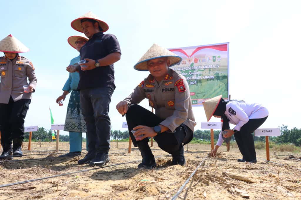 Polres Siak Gelar Penanaman Jagung Serentak Kuartal IV, Dukung Swasembada Pangan Nasional 2025