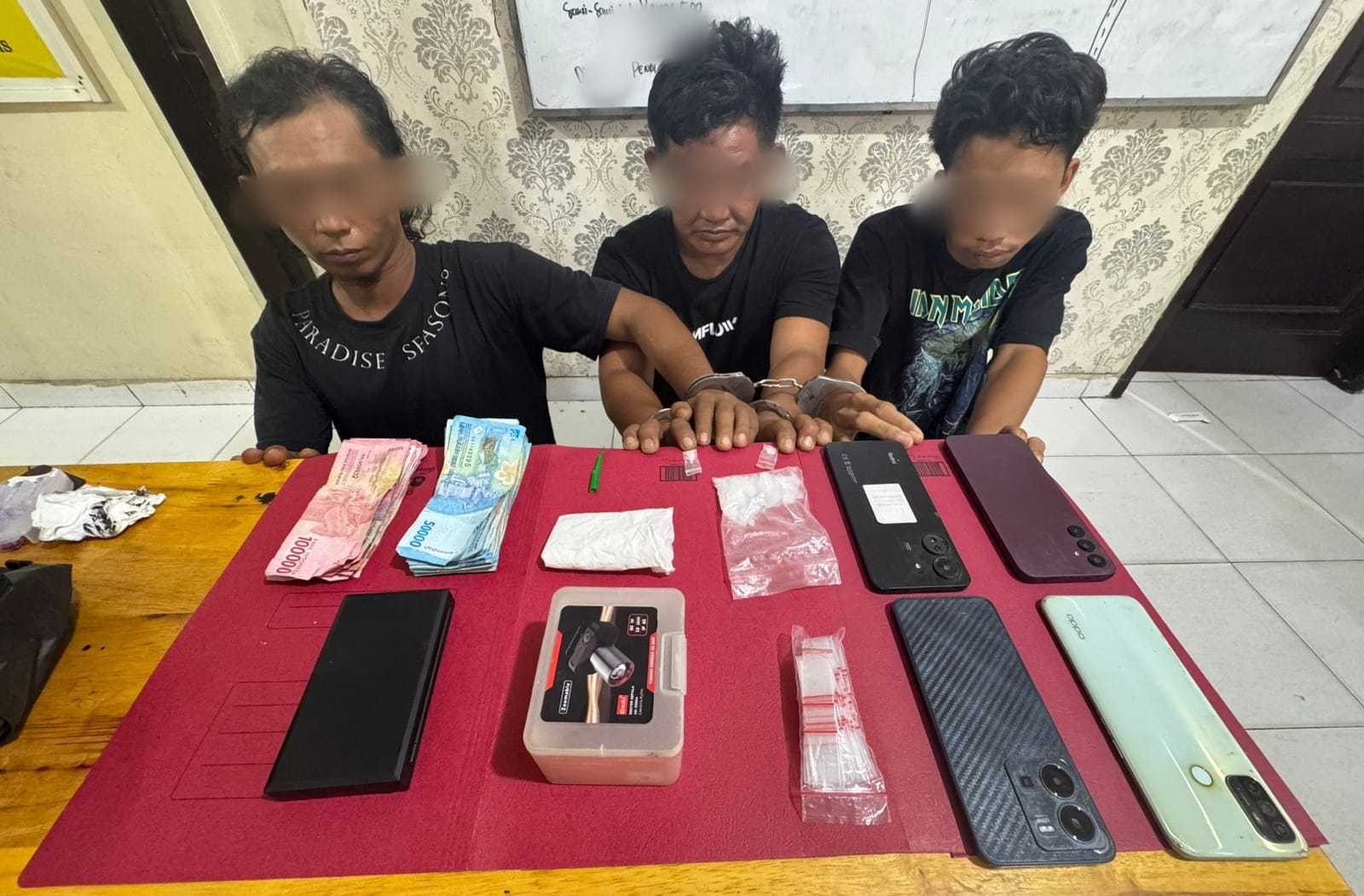 Satresnarkoba Polres Siak Gulung Bandar dan Dua Kurir, Sita 19,57 Gram Sabu di Benteng Hilir