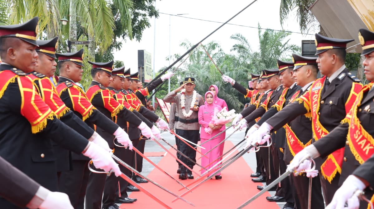Serah Terima Jabatan Kapolres Siak, AKBP Eka Ariandy Putra Pamit, AKBP Sepuh Ade Irsyam Siregar Siap Mengemban Tugas Baru